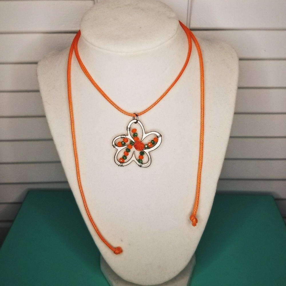 Handmade 70s style orange beaded Necklace Choker